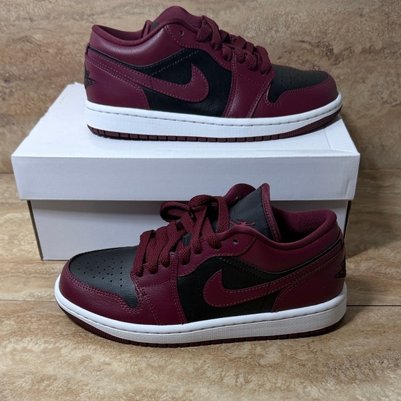 Nike Women’s Air Jordan 1 Low Dark Beetroot shoes DC0774-006 - Picture 1 of 5